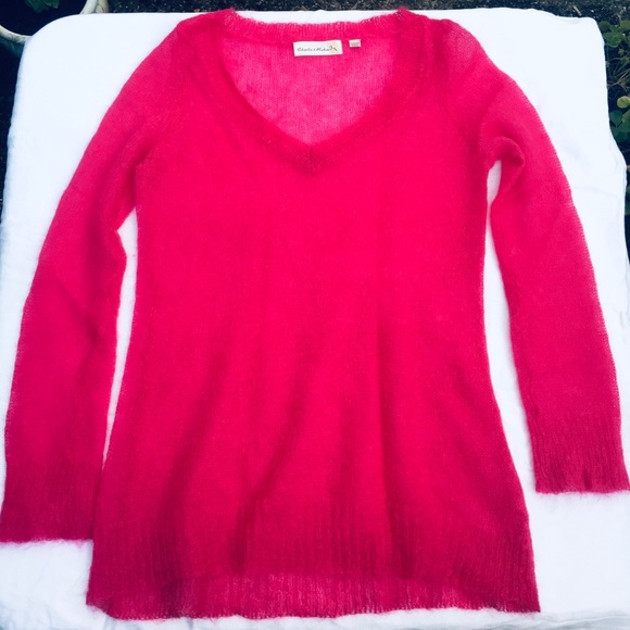 Charlie & Robin Bright Pink Long, Airy Sweater - Picture 5 of 9